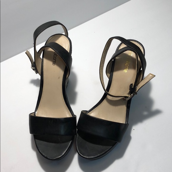 Liz Claiborne wedge heels - Picture 2 of 3